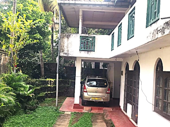 Two-Storey House for Sale in Honnantara