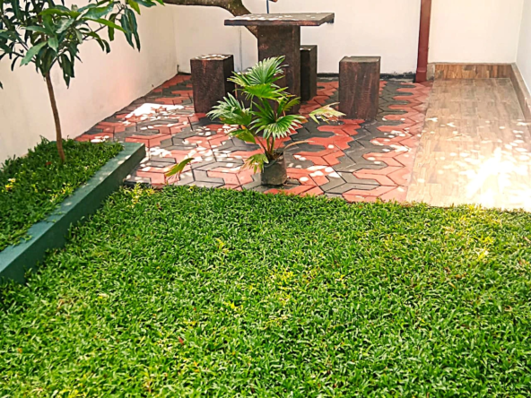 Single Storey House for Sale in Jamburaliya