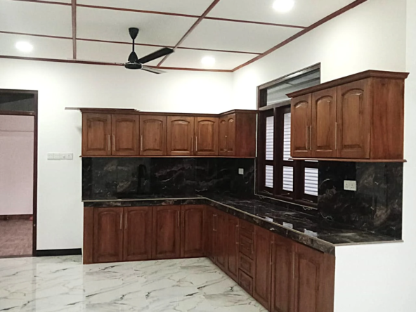 Single Storey House for Sale in Jamburaliya
