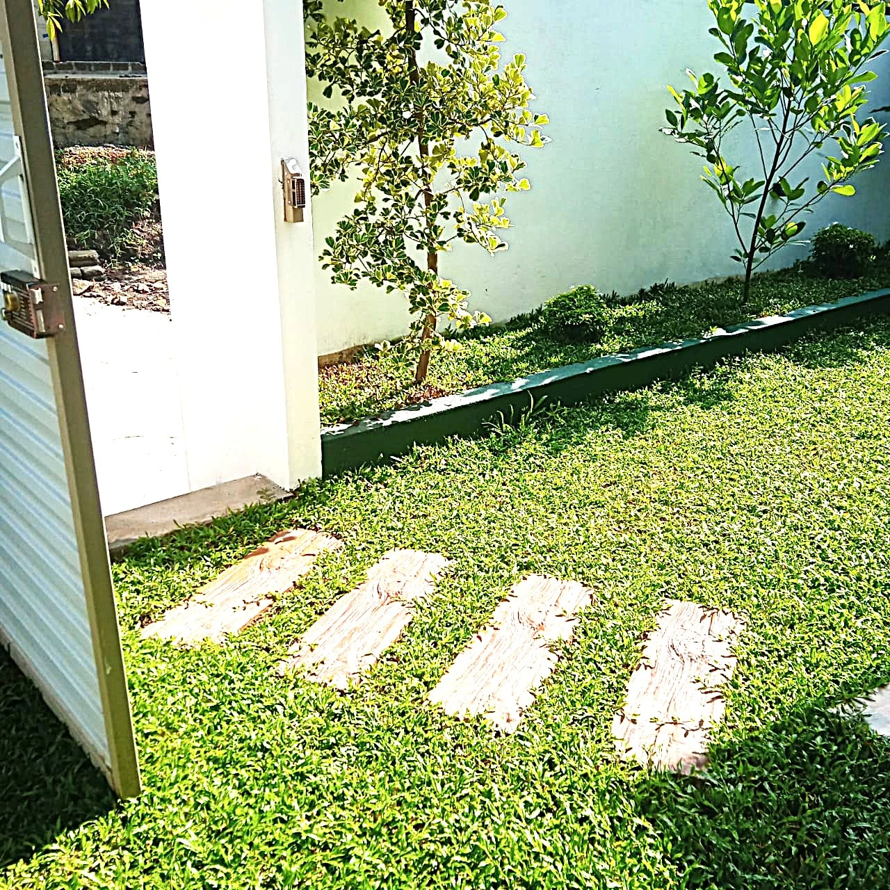 Single Storey House for Sale in Jamburaliya