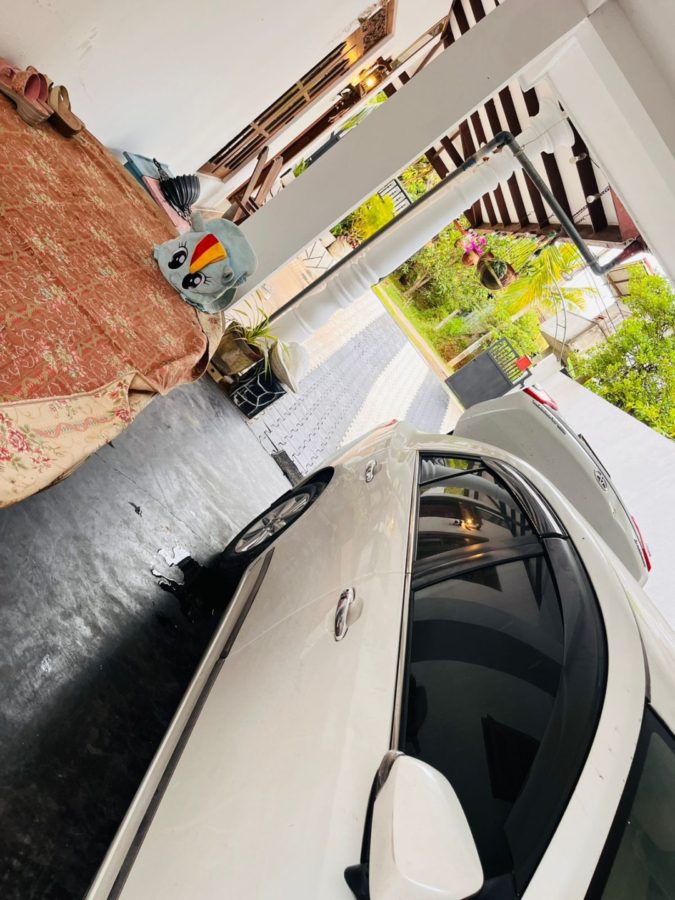 Two-Story Modern House for Rent in Kalutara Hennatiyangala