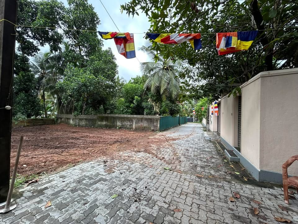 Bare Land for Sale in Malabe nead Cinec SLIIT Campus-aduwatagewalidam.lk